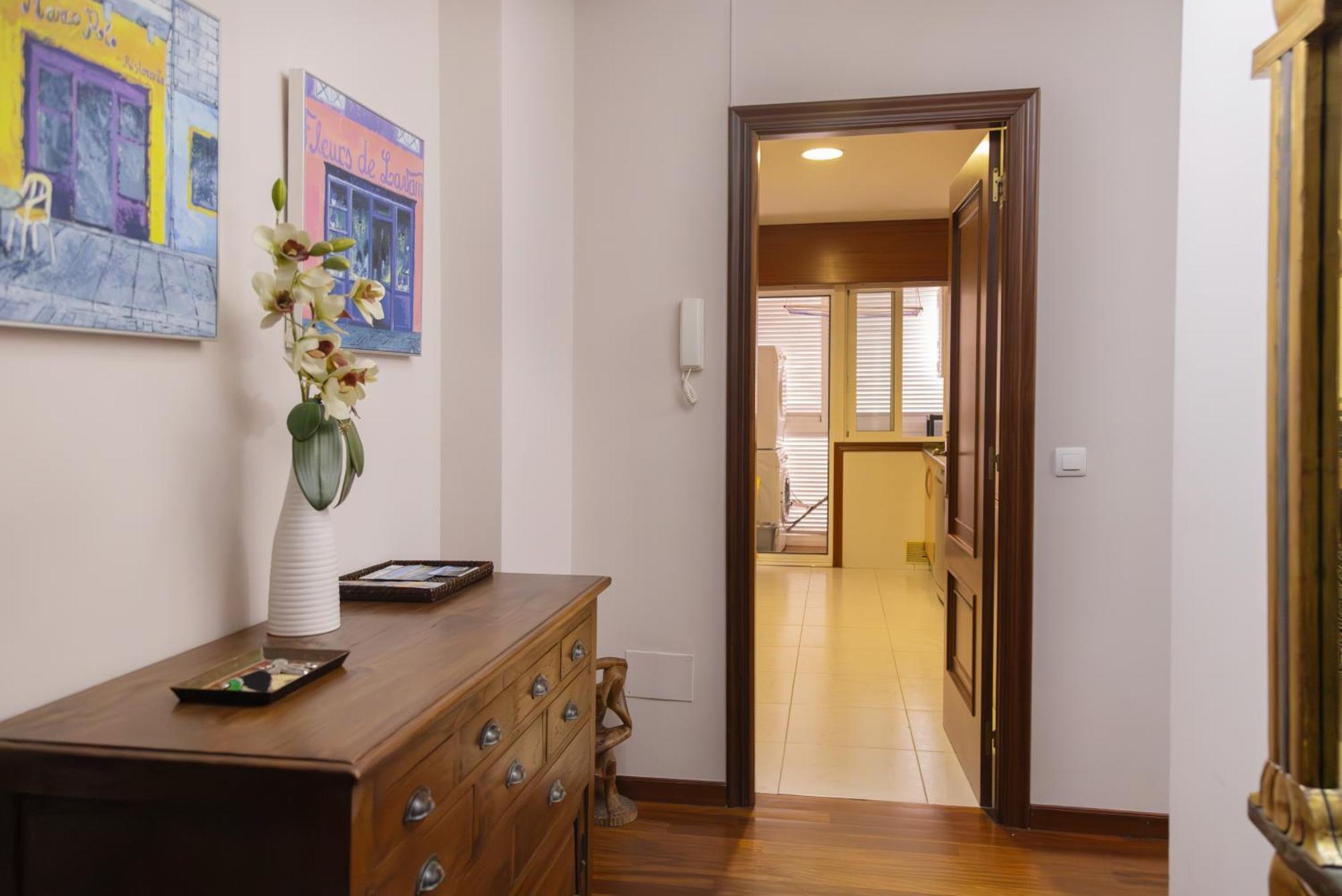 Apartamento Completo, Amplio, Muy Iluminado Y Con Plaza De Garaje Incluida. O Grove Eksteriør bilde