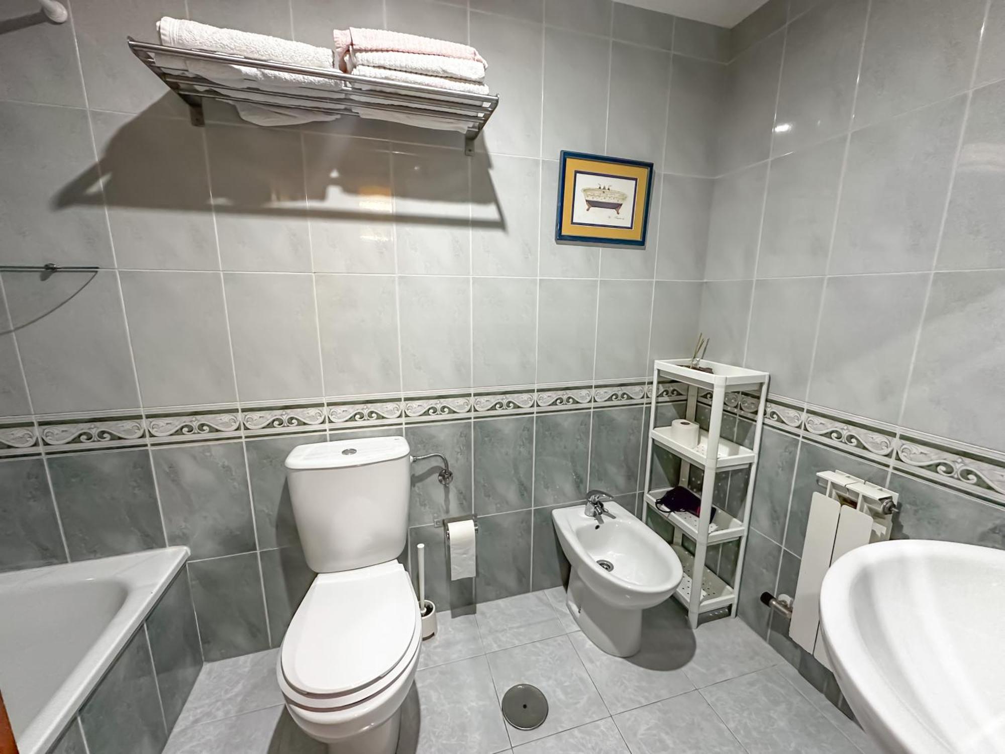 Apartamento Completo, Amplio, Muy Iluminado Y Con Plaza De Garaje Incluida. O Grove Eksteriør bilde
