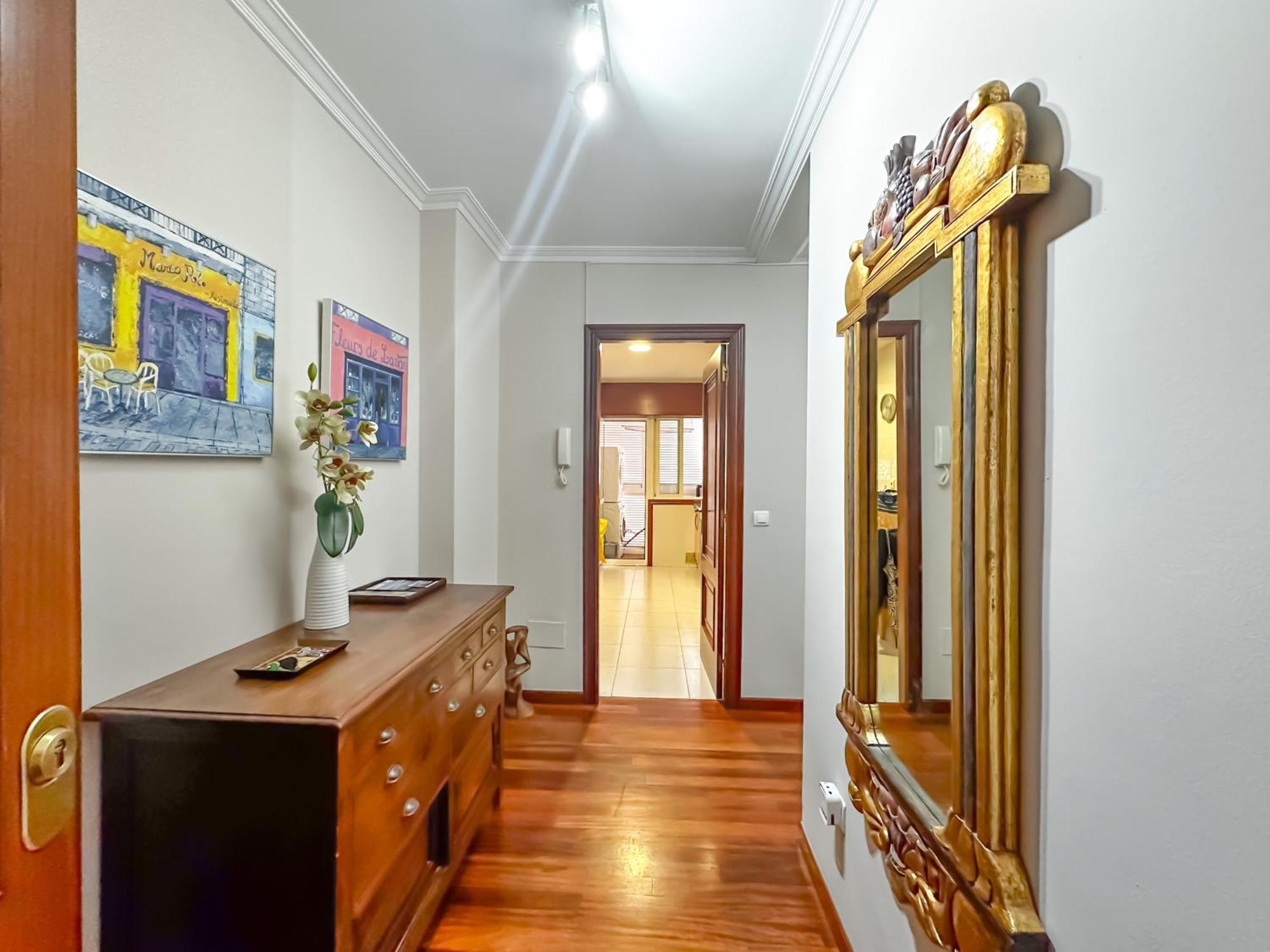 Apartamento Completo, Amplio, Muy Iluminado Y Con Plaza De Garaje Incluida. O Grove Eksteriør bilde