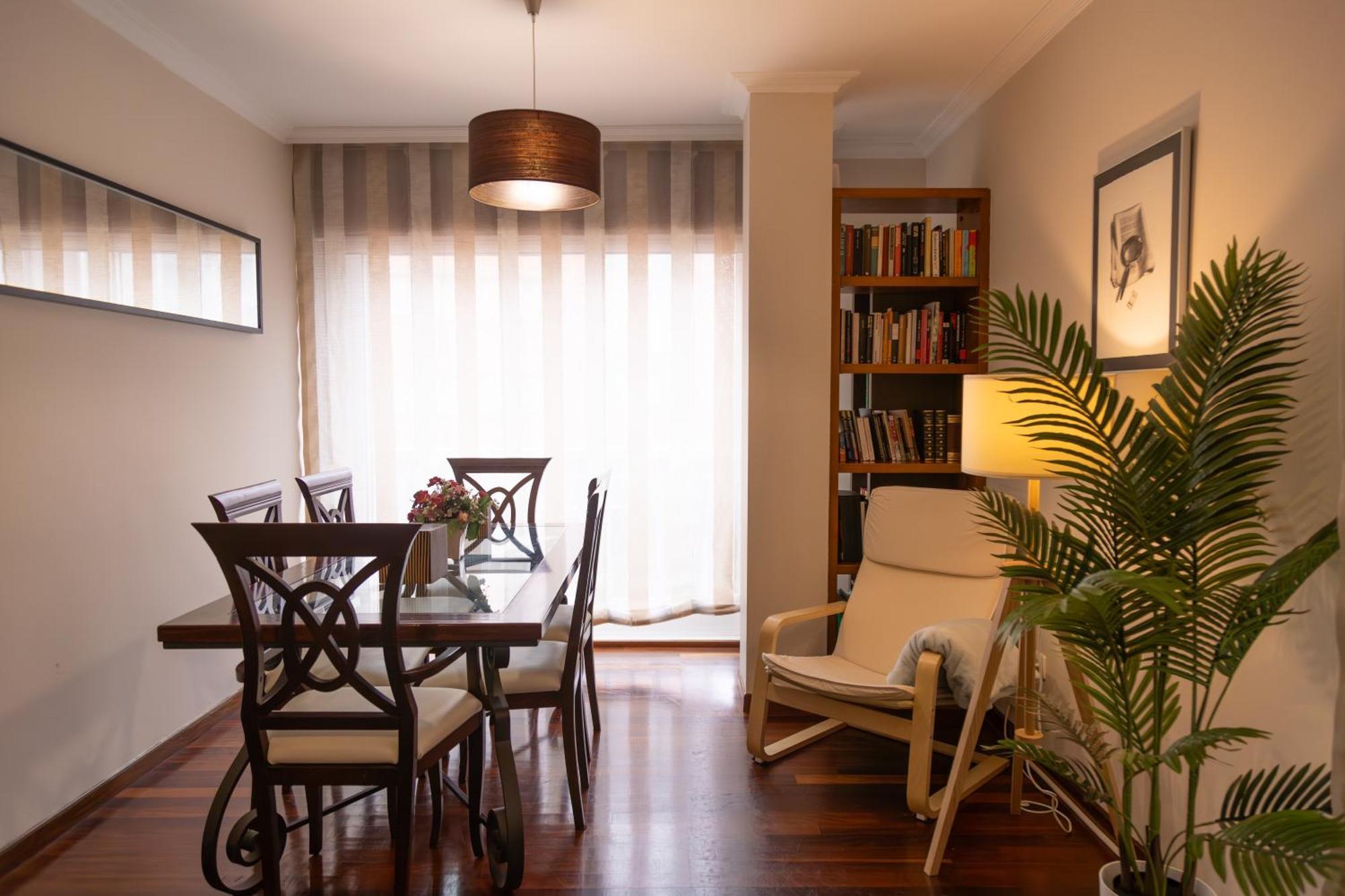 Apartamento Completo, Amplio, Muy Iluminado Y Con Plaza De Garaje Incluida. O Grove Eksteriør bilde